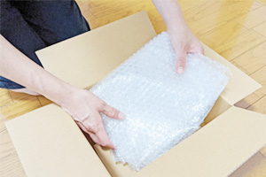 就労継続支援B型事業所での製品の箱詰め梱包作業